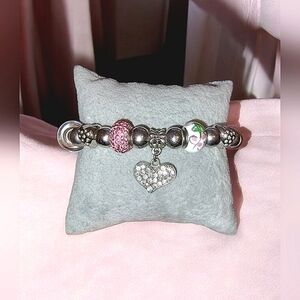 Silver Tone Charm Bracelet With Dangling Rhinestone Heart Pendant